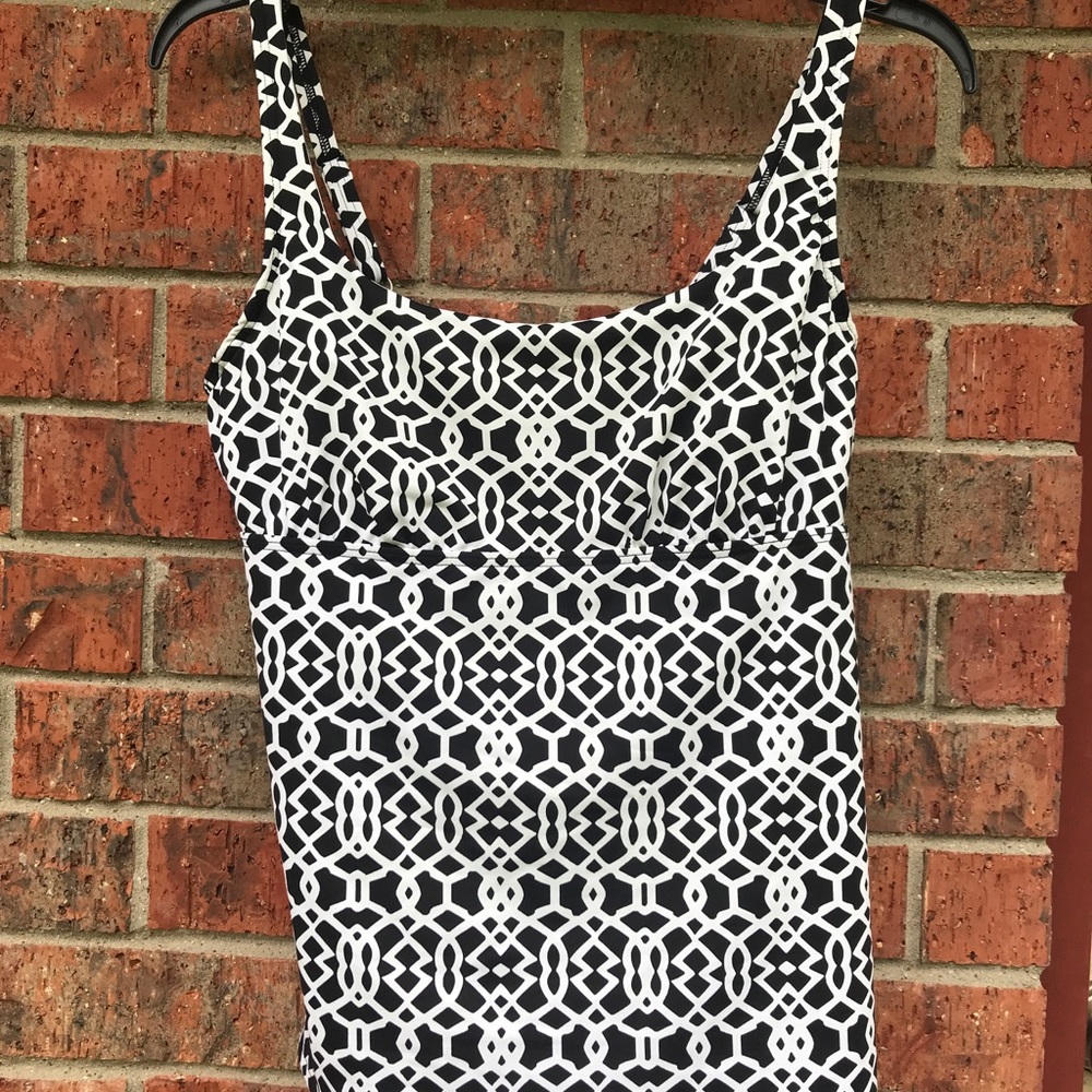 Land’s End Swim Tankini Top size 10